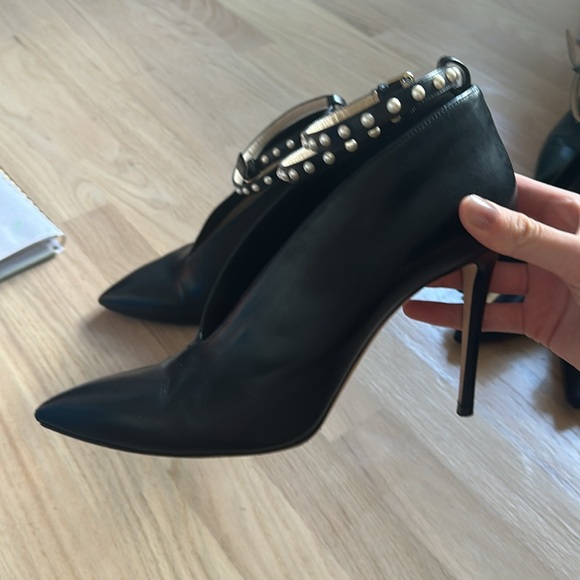 Jimmy Choo bootie heels with pearl detail - Picture 2 of 8